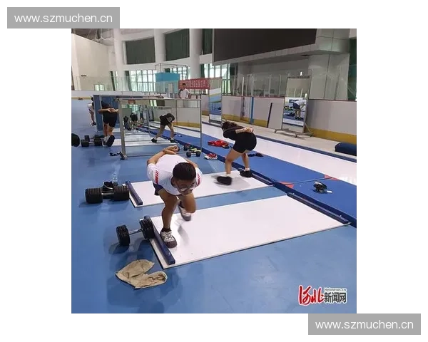 提升冲刺步频的科学方法与训练技巧全面解析 提升冲刺步频的科学方法与训练技巧全面解析